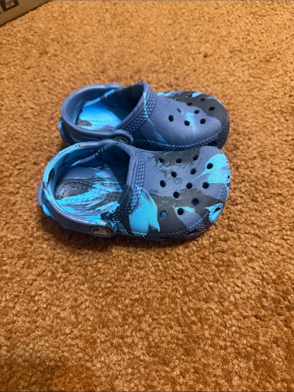 CROCS Kids Blue and Dark Blue Splash Clog